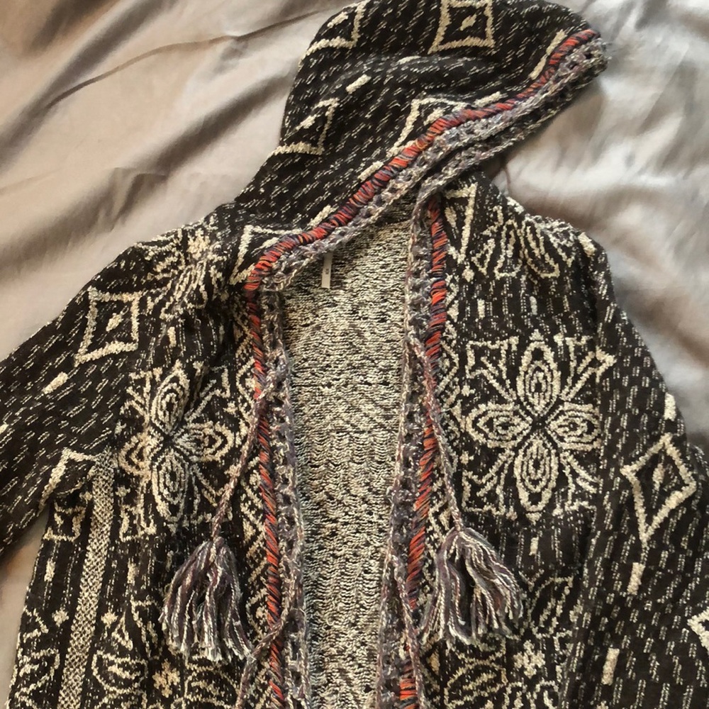 FREE PEOPLE Kai Tassel Hooded Cardigan Duster - EUC - Medium - Picture 8 of 11